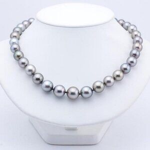 HOST PICK NWT Large grey Pearl choker necklace